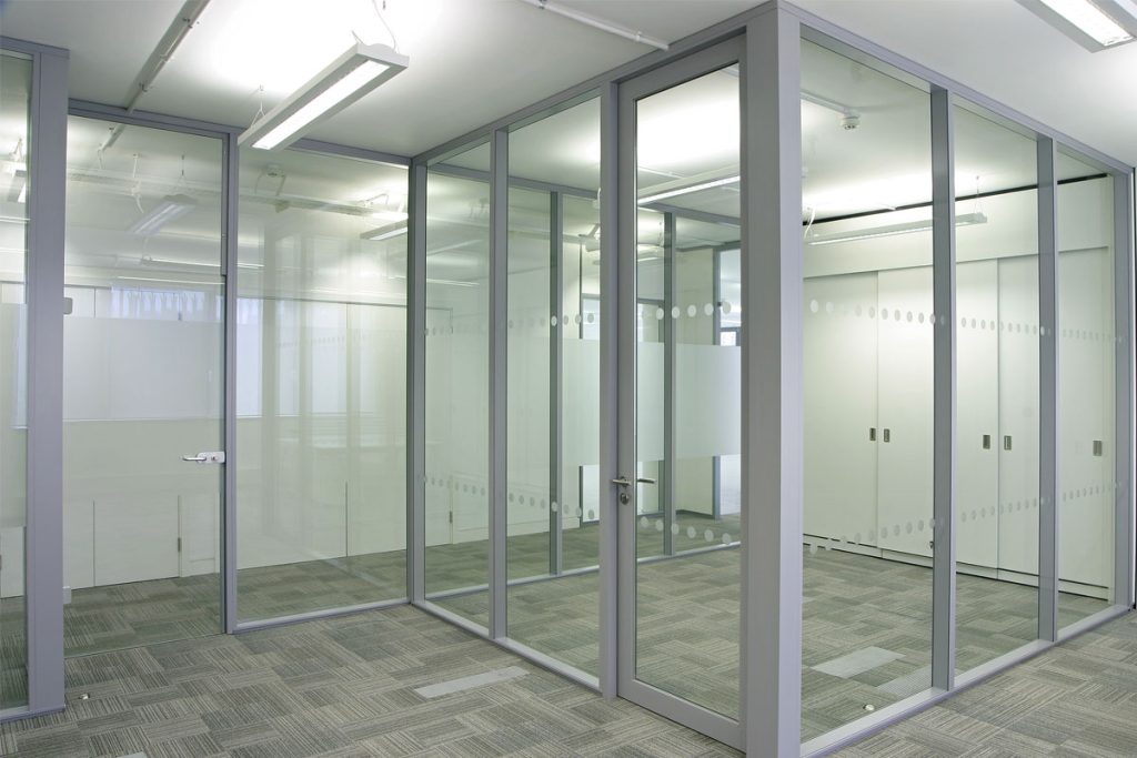 Frameless glass shopfronts